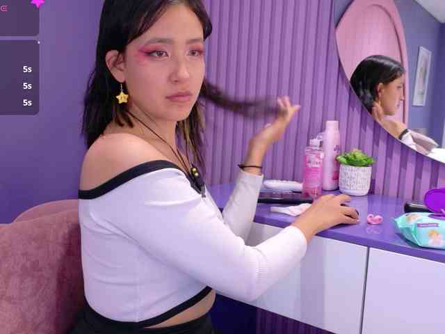 AmyJoness1 webcam