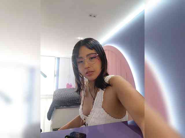 AmyJoness1 webcam