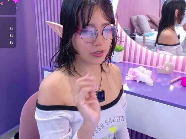 AmyJoness1 webcam