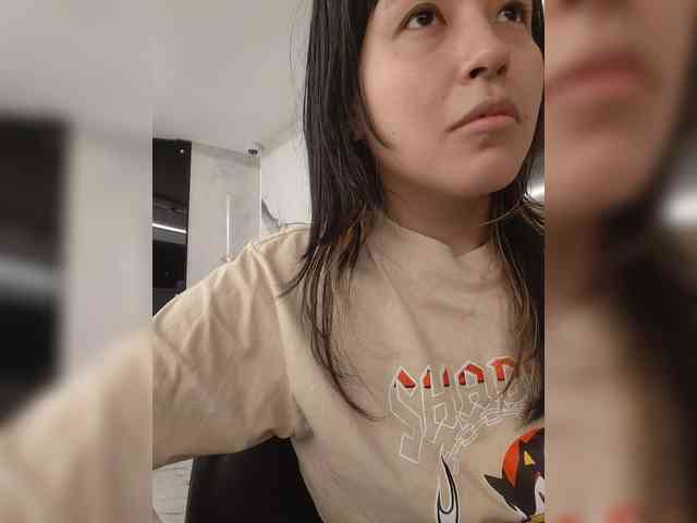 AmyJoness1 webcam