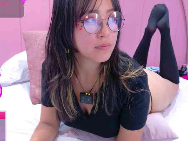 AmyJoness1 webcam