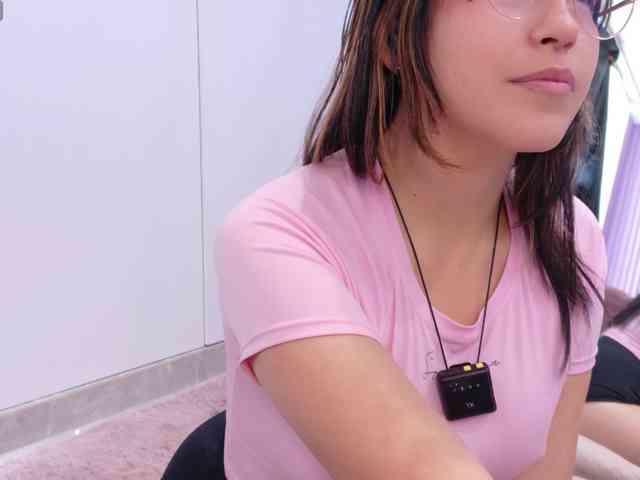 AmyJoness1 webcam