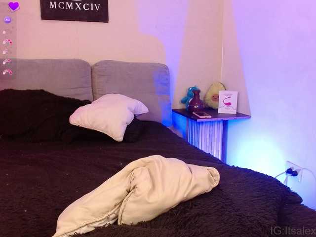 AlexaHart live cam on BongaCams