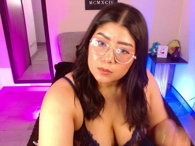 AlexaKim live webcam show