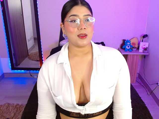 AlexaKim webcam