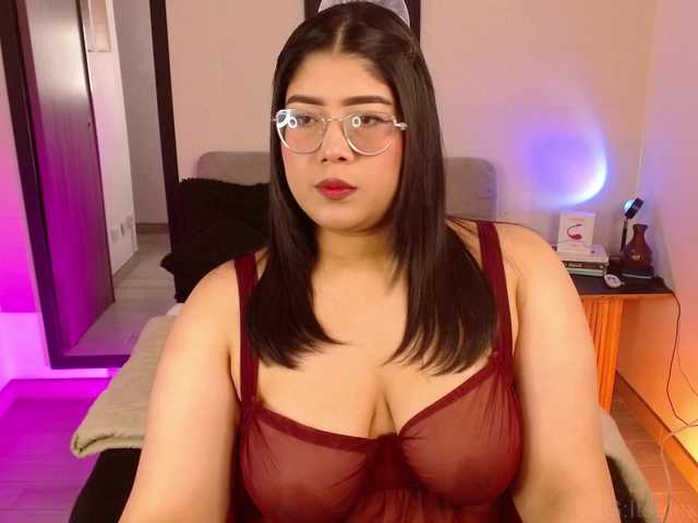 AlexaHart live cam on BongaCams