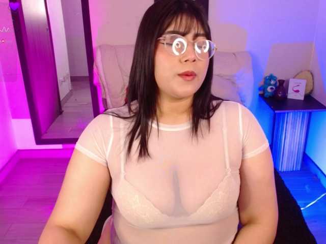 AlexaHart live cam on BongaCams