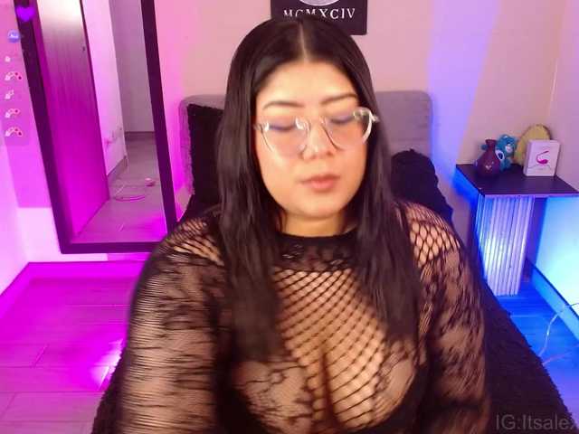 AlexaKim live webcam show