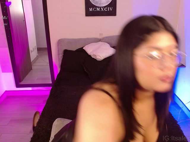 AlexaHart live webcam show