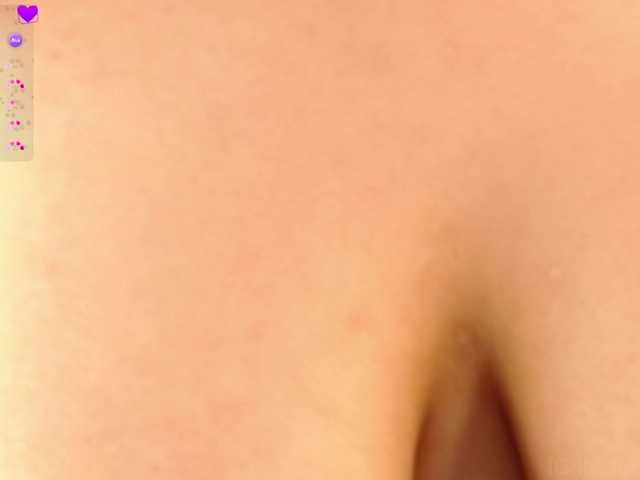 AlexaHart live webcam show