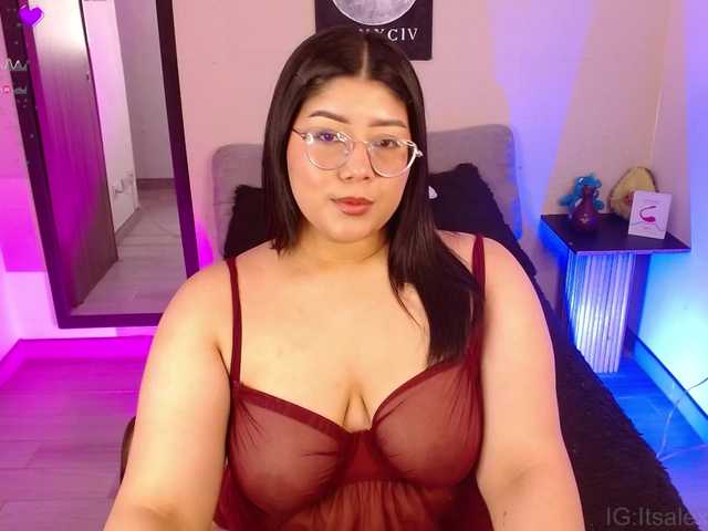 AlexaHart live webcam show