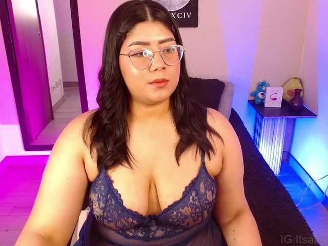 AlexaKim live webcam show
