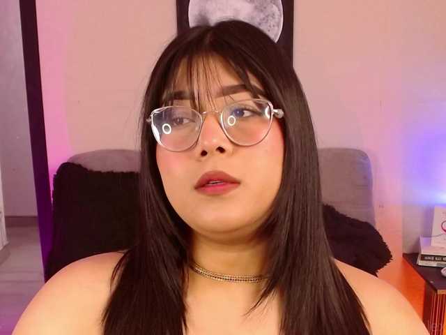 AlexaHart live cam on BongaCams