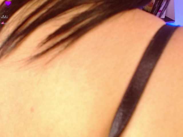 AlexaHart live webcam show