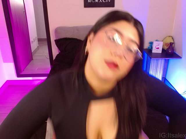 AlexaHart live cam on BongaCams