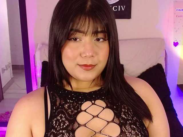 AlexaHart live cam on BongaCams