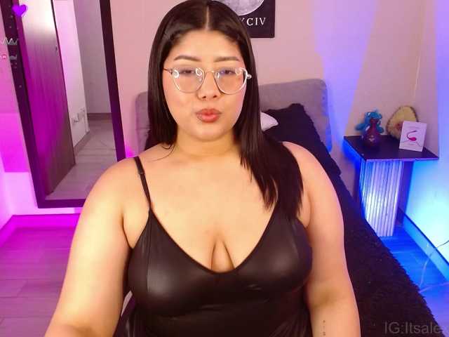 AlexaHart live webcam show