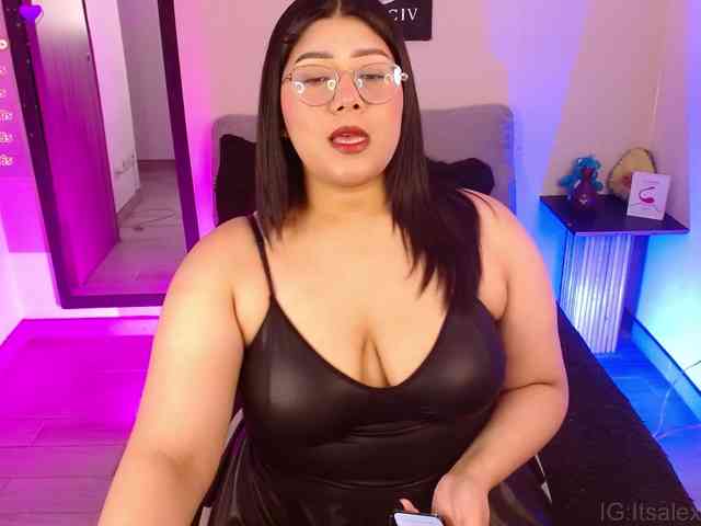 AlexaKim webcam