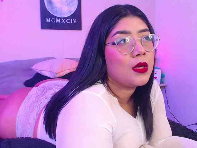 AlexaKim webcam
