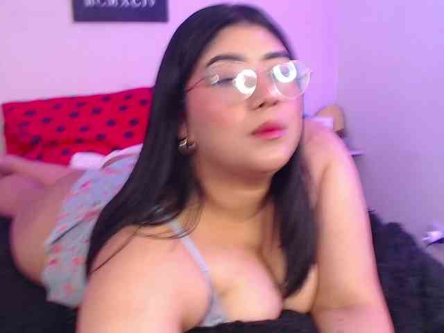 AlexaKim webcam