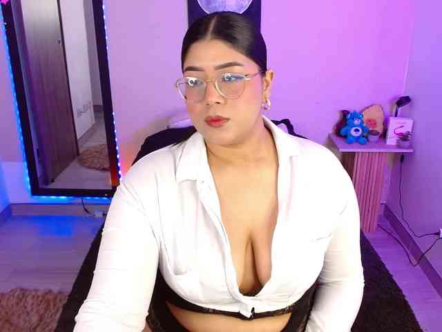 AlexaKim webcam