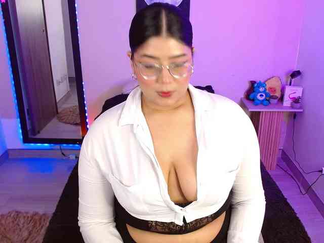 AlexaKim webcam