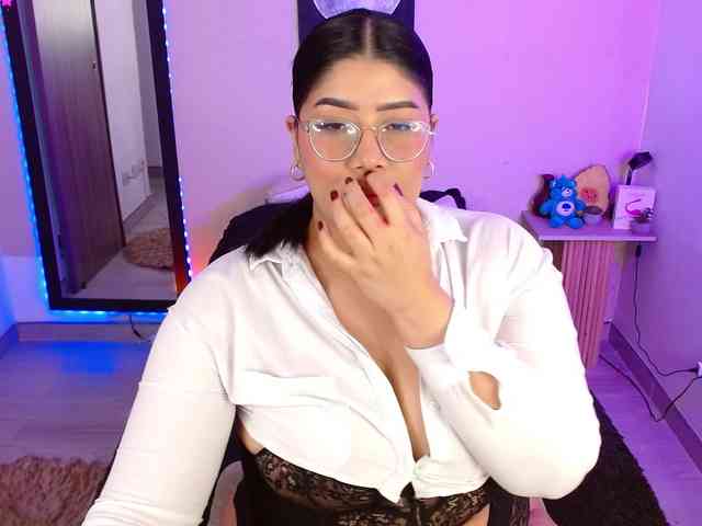 AlexaKim webcam