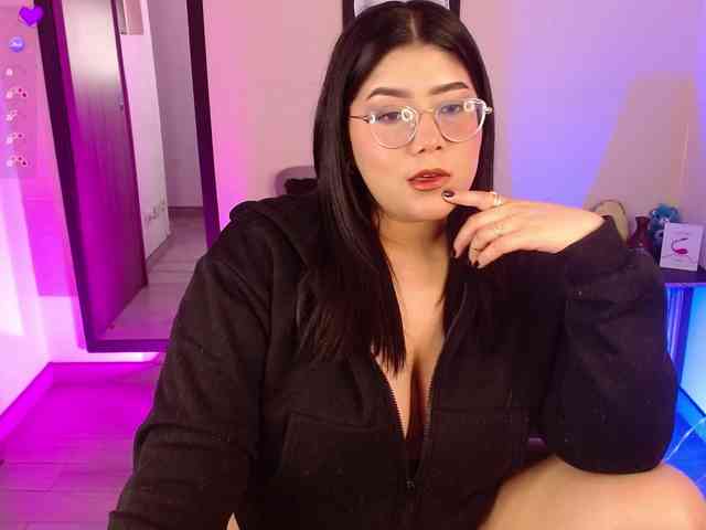 AlexaKim webcam