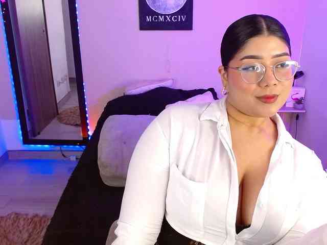 AlexaKim webcam