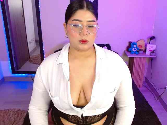 AlexaKim webcam