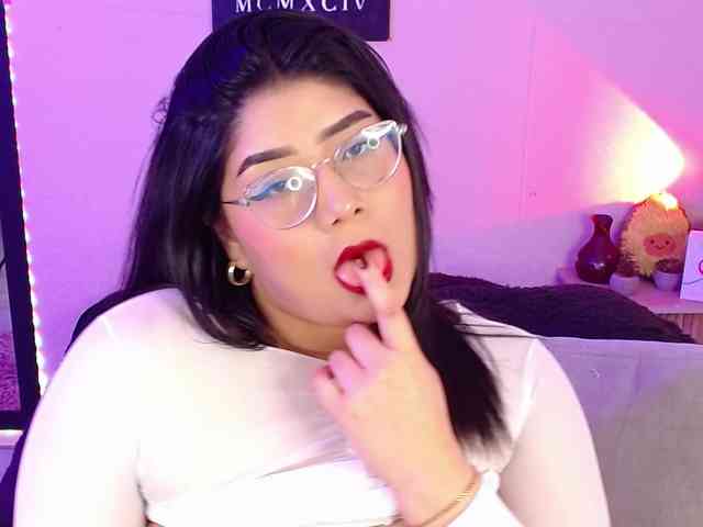 AlexaKim webcam
