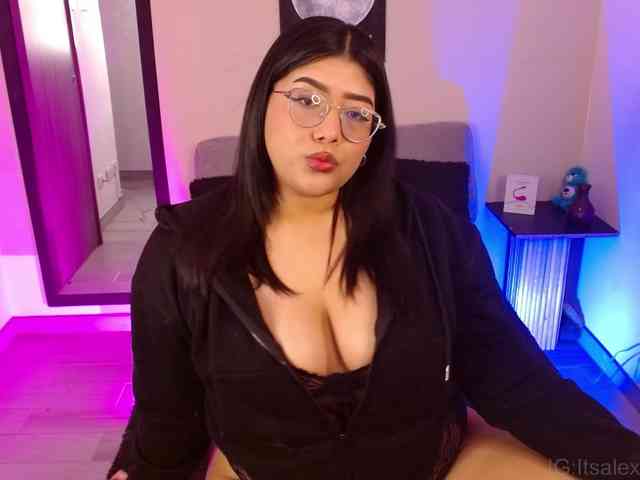AlexaKim webcam