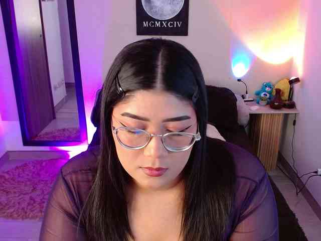 AlexaKim webcam