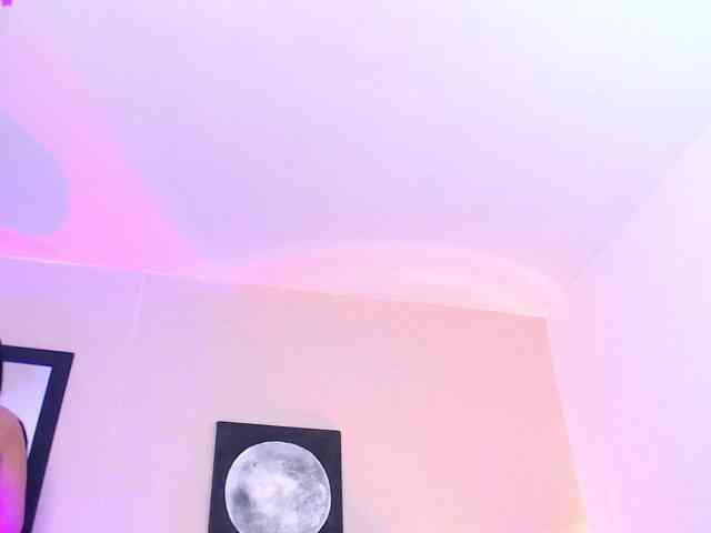 AlexaKim webcam