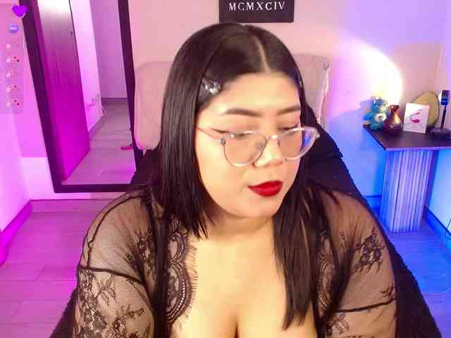 AlexaKim webcam