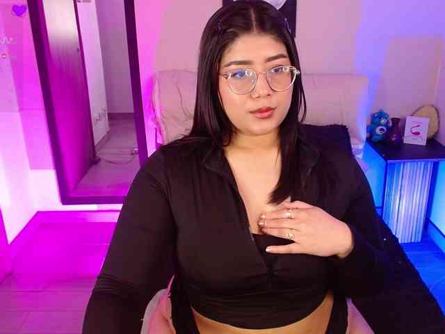 AlexaKim webcam