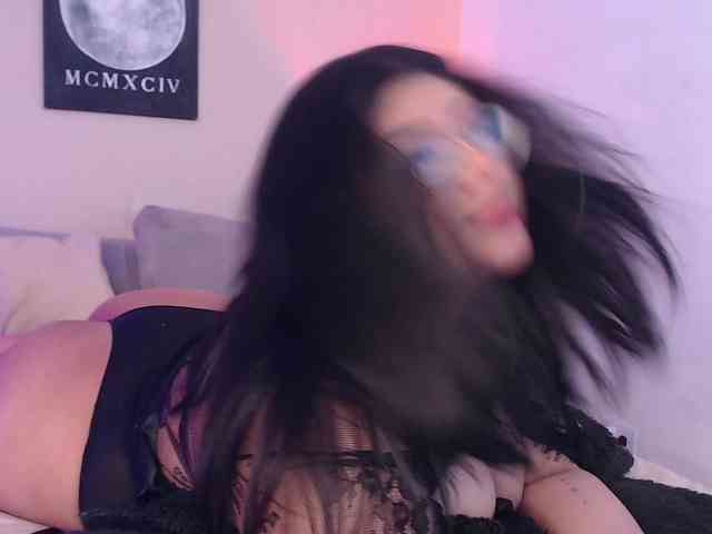 AlexaKim webcam