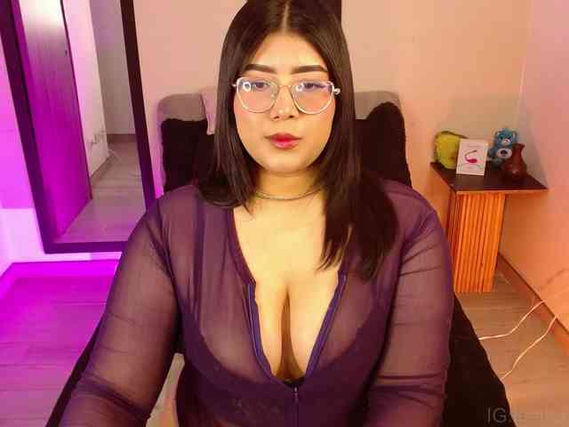 AlexaKim webcam