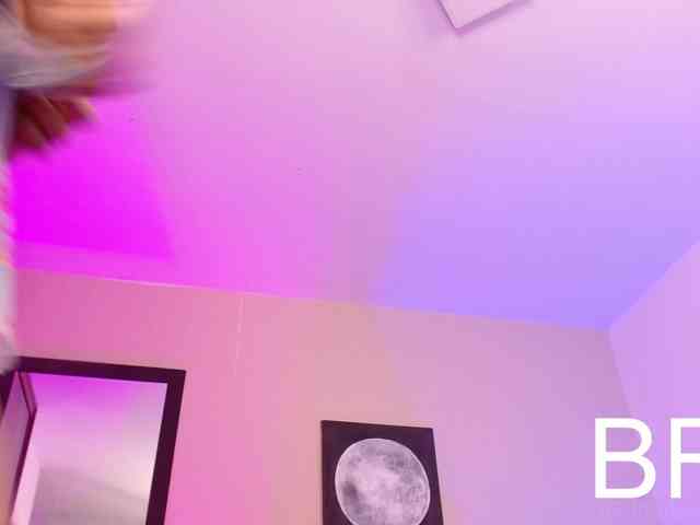 AlexaKim webcam