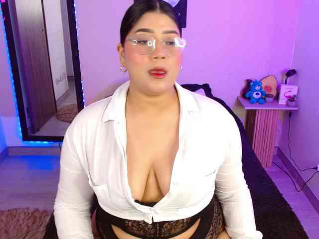 AlexaKim webcam