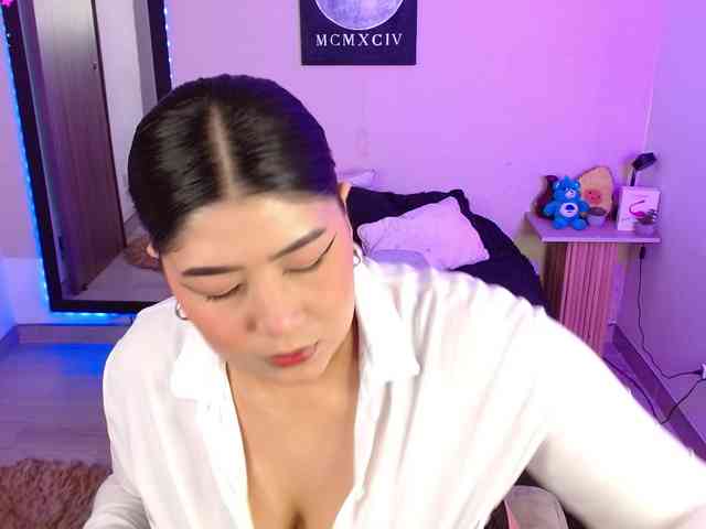AlexaKim webcam