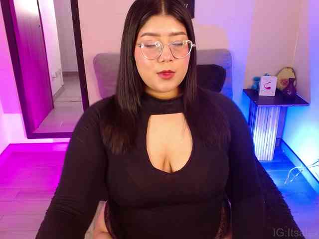 AlexaKim webcam