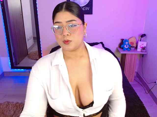 AlexaKim webcam