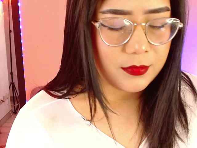 AlexaKim webcam