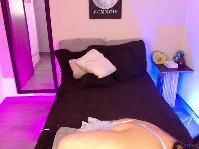 AlexaKim webcam