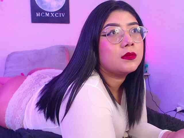 AlexaKim webcam