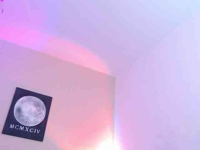 AlexaKim webcam