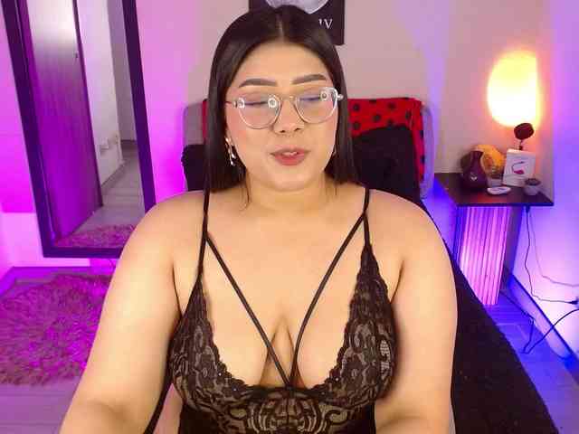 AlexaKim webcam
