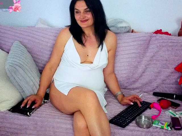 valeryablack Live Cam and Statistics on UnifiedCams