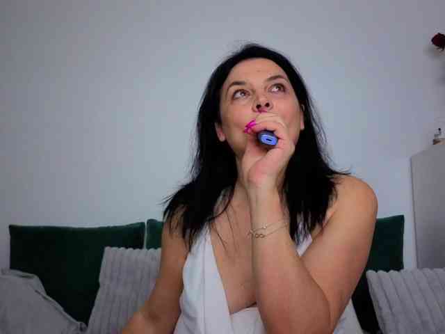 valeryablack webcam